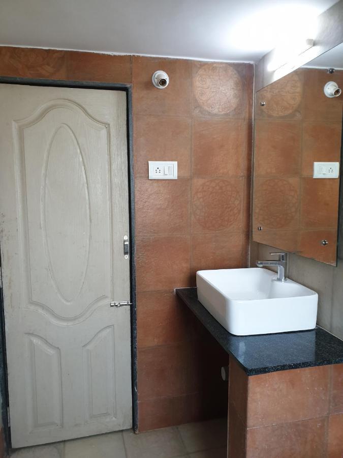 Hotel City Comfort Madgaon Exteriör bild