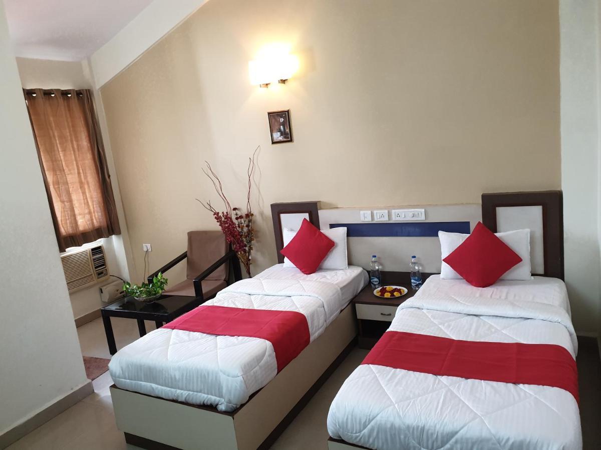 Hotel City Comfort Madgaon Exteriör bild